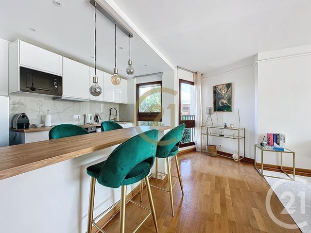 Appartement F4 à vendre - 4 pièces - 83.92 m2 - LE CHESNAY - 78 - ILE-DE-FRANCE - Century 21 Fels Immobilier