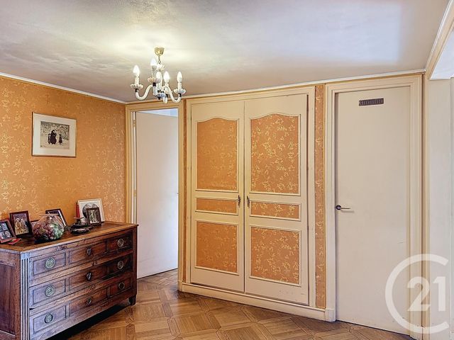 Afficher la photo en grand Appartement F3 à vendre - 3 pièces - 87.0 m2 - VERSAILLES - 78 - ILE-DE-FRANCE - Century 21 Fels Immobilier
