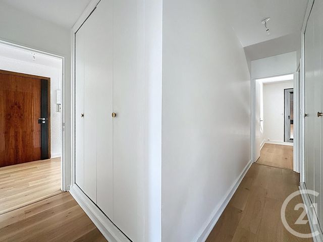 Afficher la photo en grand Appartement F5 à vendre - 5 pièces - 102.75 m2 - LE CHESNAY - 78 - ILE-DE-FRANCE - Century 21 Fels Immobilier