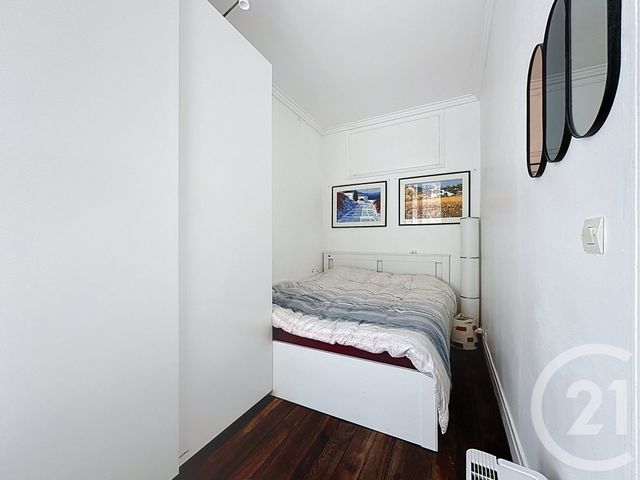 Afficher la photo en grand Appartement F2 à vendre - 2 pièces - 39.55 m2 - VERSAILLES - 78 - ILE-DE-FRANCE - Century 21 Fels Immobilier