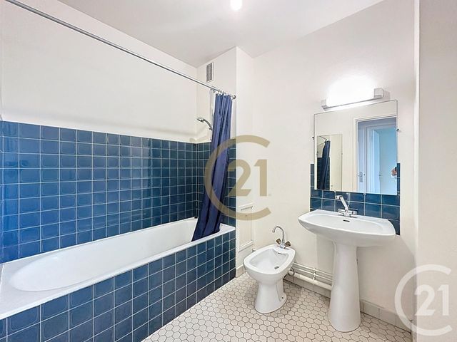 Appartement F3 à louer - 3 pièces - 66.85 m2 - VERSAILLES - 78 - ILE-DE-FRANCE - Century 21 Fels Immobilier