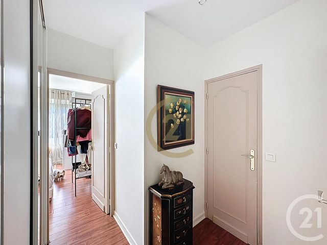 Appartement à vendre - 2 pièces - 62.25 m2 - LE CHESNAY - 78 - ILE-DE-FRANCE - Century 21 Fels Immobilier