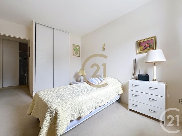 Appartement à vendre - 2 pièces - 44.83 m2 - LE CHESNAY - 78 - ILE-DE-FRANCE - Century 21 Fels Immobilier