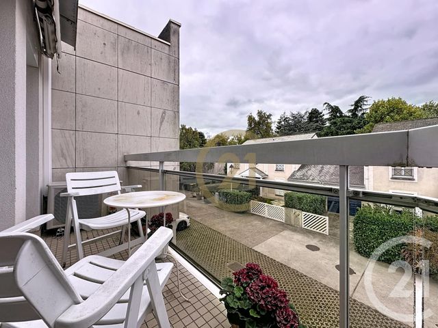 Appartement à vendre - 2 pièces - 44.83 m2 - LE CHESNAY - 78 - ILE-DE-FRANCE - Century 21 Fels Immobilier