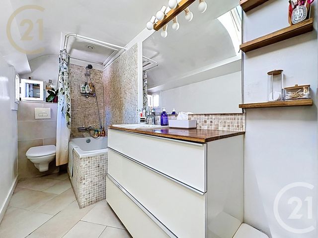 Appartement F4 à vendre - 3 pièces - 55.1 m2 - VERSAILLES - 78 - ILE-DE-FRANCE - Century 21 Fels Immobilier