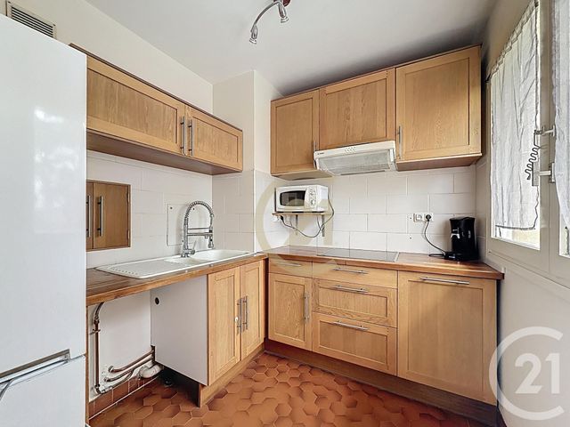 Appartement F2 à vendre - 2 pièces - 43.06 m2 - VERSAILLES - 78 - ILE-DE-FRANCE - Century 21 Fels Immobilier