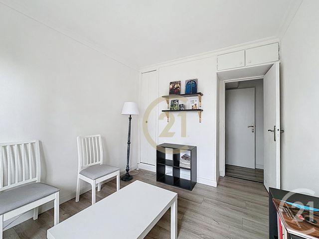 Appartement F2 à vendre - 2 pièces - 43.06 m2 - VERSAILLES - 78 - ILE-DE-FRANCE - Century 21 Fels Immobilier