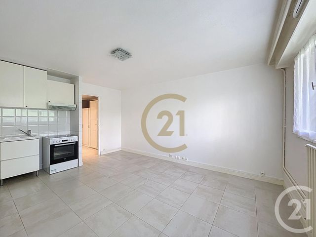 Appartement F1 à vendre - 1 pièce - 29.15 m2 - NOISY LE ROI - 78 - ILE-DE-FRANCE - Century 21 Fels Immobilier