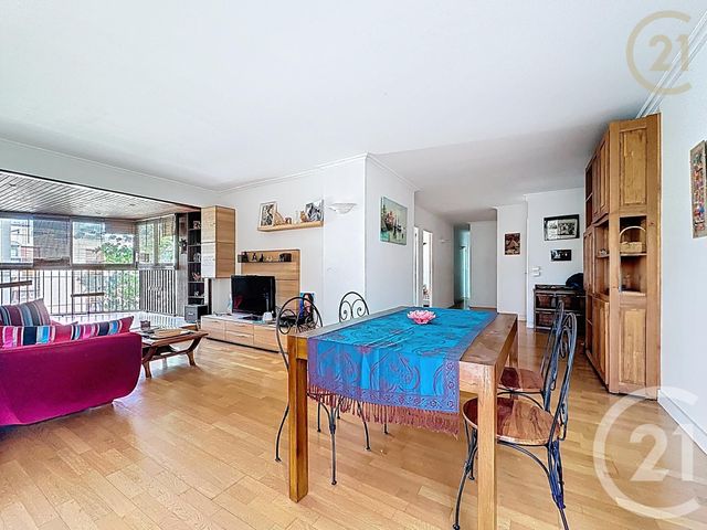 Appartement T5 à vendre - 5 pièces - 111.17 m2 - LE CHESNAY - 78 - ILE-DE-FRANCE - Century 21 Fels Immobilier