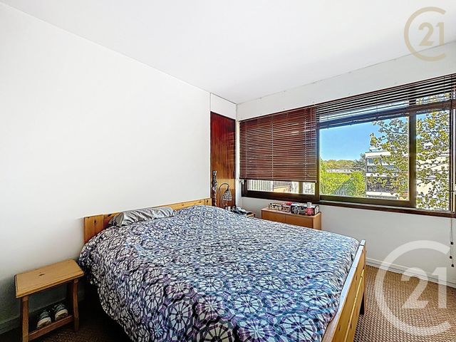 Appartement T5 à vendre - 5 pièces - 111.17 m2 - LE CHESNAY - 78 - ILE-DE-FRANCE - Century 21 Fels Immobilier