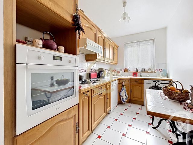 Appartement à vendre - 2 pièces - 54.0 m2 - LE CHESNAY - 78 - ILE-DE-FRANCE - Century 21 Fels Immobilier