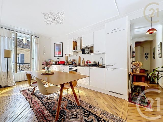 Appartement T4 à vendre - 4 pièces - 92.14 m2 - VERSAILLES - 78 - ILE-DE-FRANCE - Century 21 Fels Immobilier