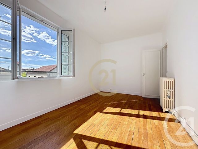 Appartement F4 à vendre - 4 pièces - 83.19 m2 - LE CHESNAY - 78 - ILE-DE-FRANCE - Century 21 Fels Immobilier