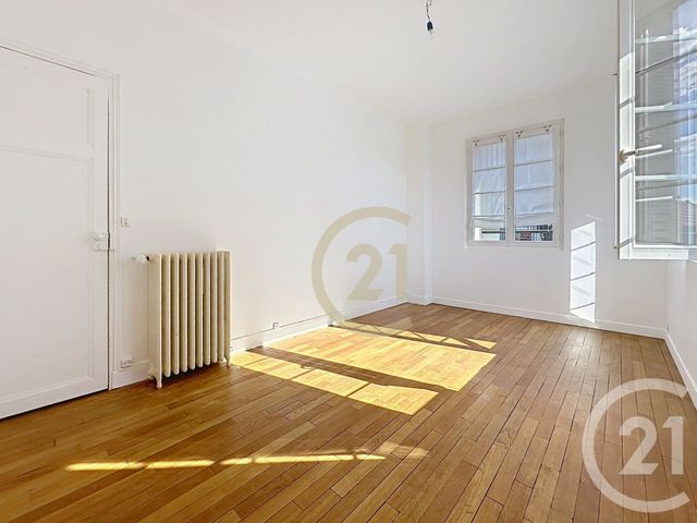 Appartement F4 à vendre - 4 pièces - 83.19 m2 - LE CHESNAY - 78 - ILE-DE-FRANCE - Century 21 Fels Immobilier