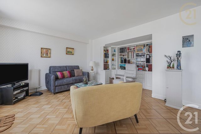 Appartement T3 à vendre - 3 pièces - 69.7 m2 - VERSAILLES - 78 - ILE-DE-FRANCE - Century 21 Fels Immobilier
