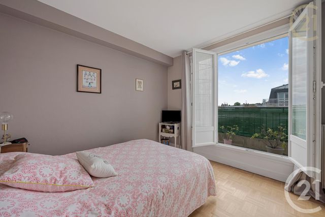 Appartement T3 à vendre - 3 pièces - 69.7 m2 - VERSAILLES - 78 - ILE-DE-FRANCE - Century 21 Fels Immobilier