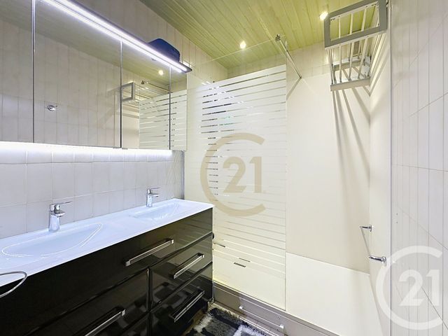 Appartement F4 à vendre - 4 pièces - 87.79 m2 - LE CHESNAY - 78 - ILE-DE-FRANCE - Century 21 Fels Immobilier