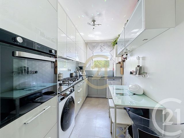 Appartement F4 à vendre - 4 pièces - 87.79 m2 - LE CHESNAY - 78 - ILE-DE-FRANCE - Century 21 Fels Immobilier