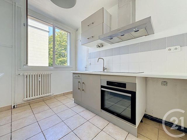 Appartement F4 à vendre - 4 pièces - 90.88 m2 - VERSAILLES - 78 - ILE-DE-FRANCE - Century 21 Fels Immobilier