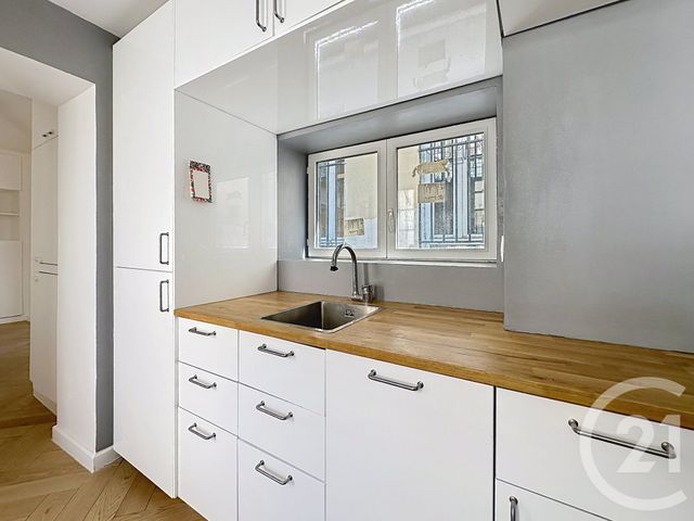 Appartement F2 à vendre - 2 pièces - 32.24 m2 - VERSAILLES - 78 - ILE-DE-FRANCE - Century 21 Fels Immobilier