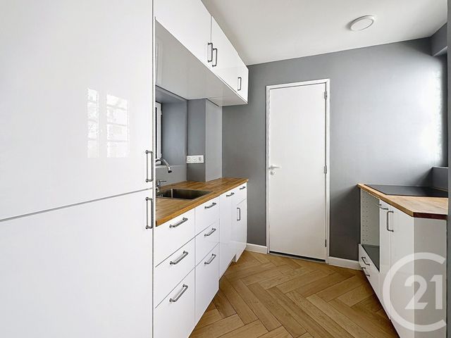 Appartement F2 à vendre - 2 pièces - 32.24 m2 - VERSAILLES - 78 - ILE-DE-FRANCE - Century 21 Fels Immobilier