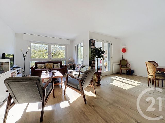 Appartement F5 à vendre - 5 pièces - 111.01 m2 - LE CHESNAY - 78 - ILE-DE-FRANCE - Century 21 Fels Immobilier