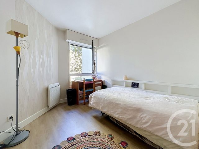 Appartement F5 à vendre - 5 pièces - 111.01 m2 - LE CHESNAY - 78 - ILE-DE-FRANCE - Century 21 Fels Immobilier